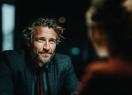 Аффектация: что это простыми словами и как распознать на собеседовании